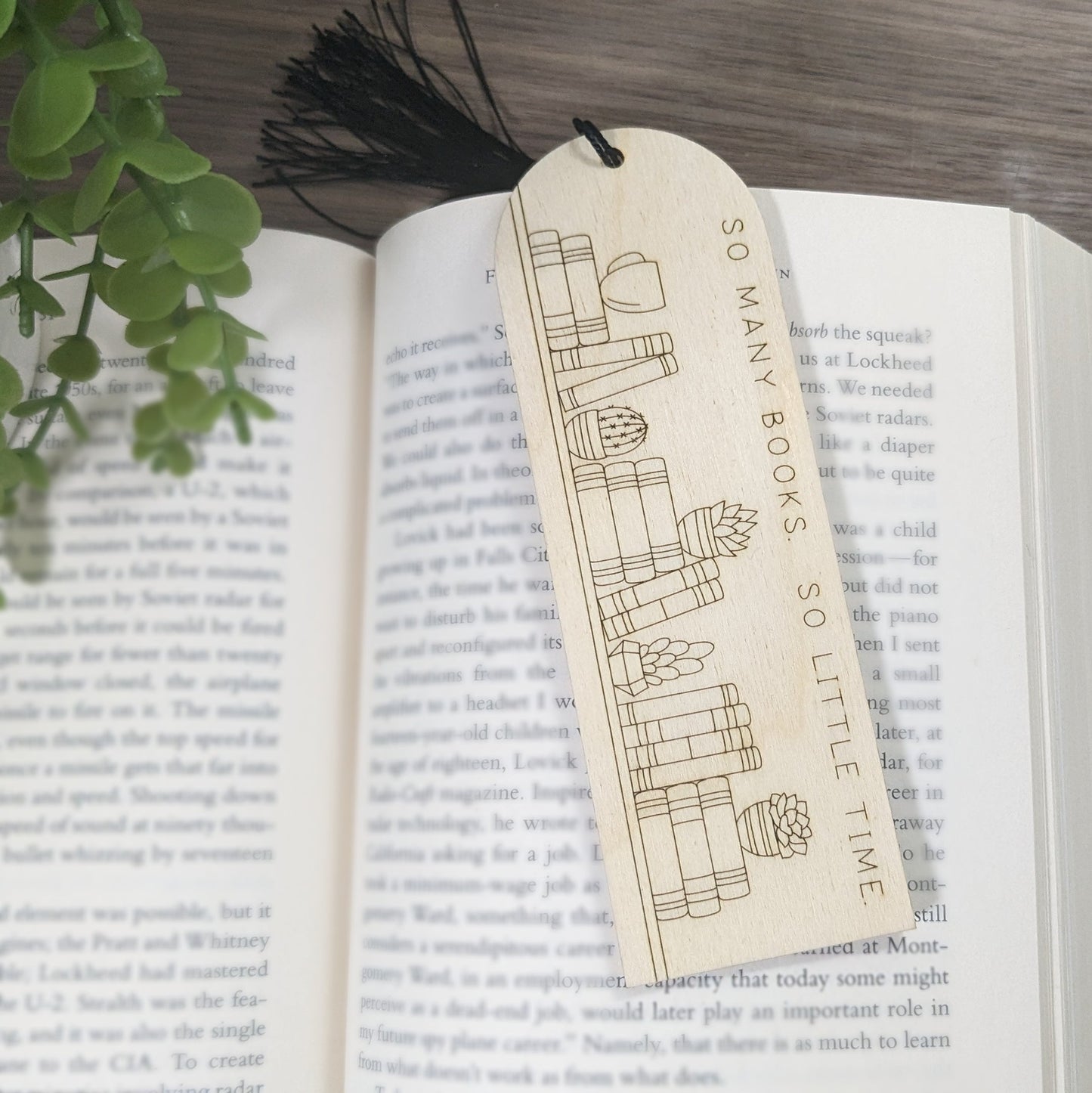 Bookshelf Bookmark - So Many Books. So Little Time.